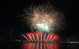 Pháo Hoa Việt Nam – Tâm Điểm Rực Rỡ Tại Lễ Hội DIFF 2025